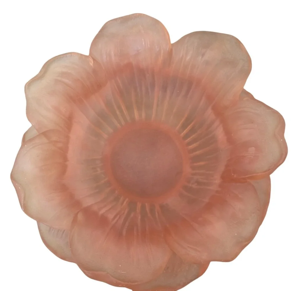 Dorothy Thorpe Pink Frosted Resin Flower Bowl Centerpiece Mid Century Decor